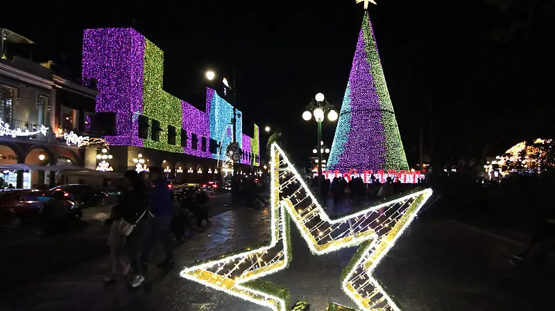 El Centro Histórico se llena de magia con las luces de la Navidad